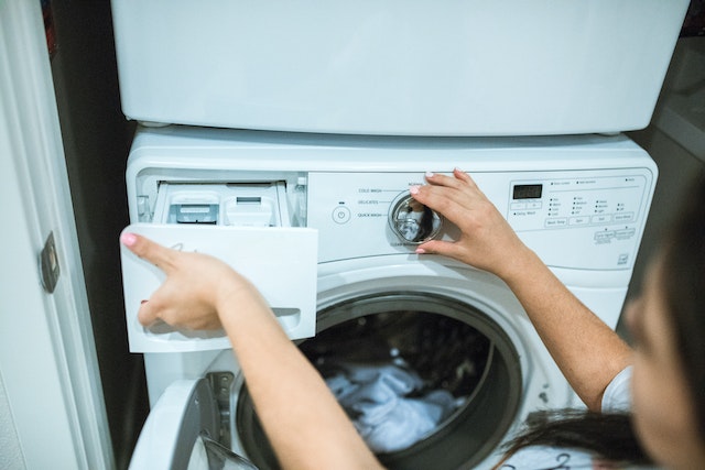 lower-the-temperature-of-your-washing-machine-for-simple-way-to-make-your-home-more-eco-friendly